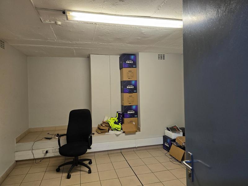 To Let commercial Property for Rent in Montague Gardens Western Cape